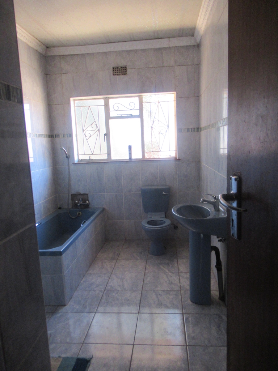 3 Bedroom Property for Sale in Riebeeckstad Free State